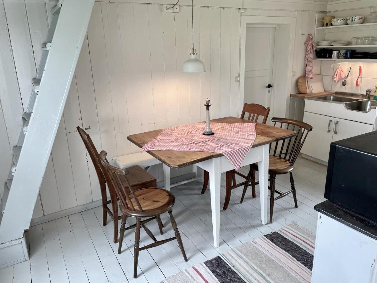 Grandmothers Cosy Farmhouse Fredvang Luaran gambar
